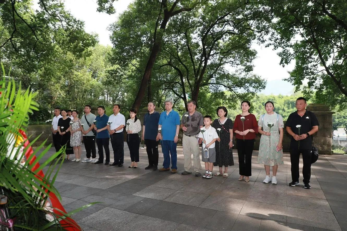 1692340945483941.png 1692340945483941.png